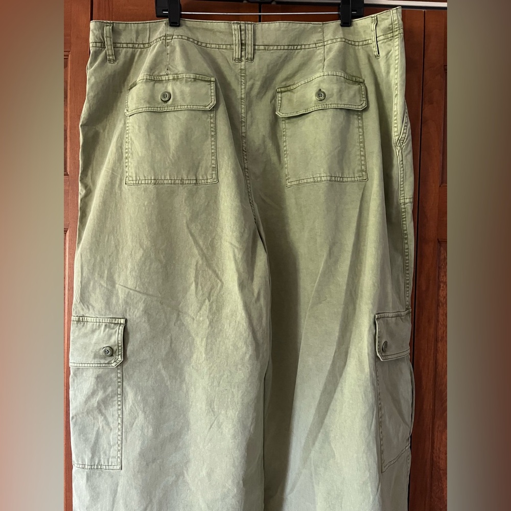 BP Olive Green Cargo Pants - Picture 3 of 5
